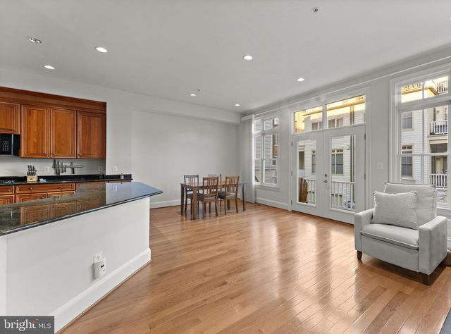 1815 POTOMAC GREENS DR, Alexandria, VA 22314