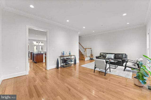 1815 POTOMAC GREENS DR, Alexandria, VA 22314