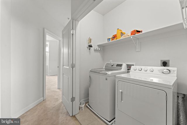 1815 POTOMAC GREENS DR, Alexandria, VA 22314