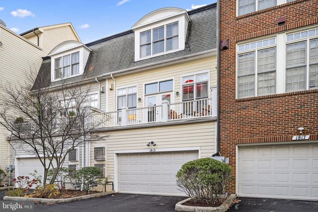 1815 POTOMAC GREENS DR, Alexandria, VA 22314