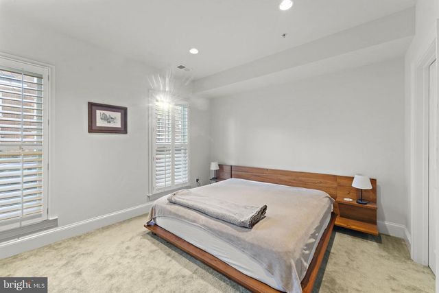 1815 POTOMAC GREENS DR, Alexandria, VA 22314