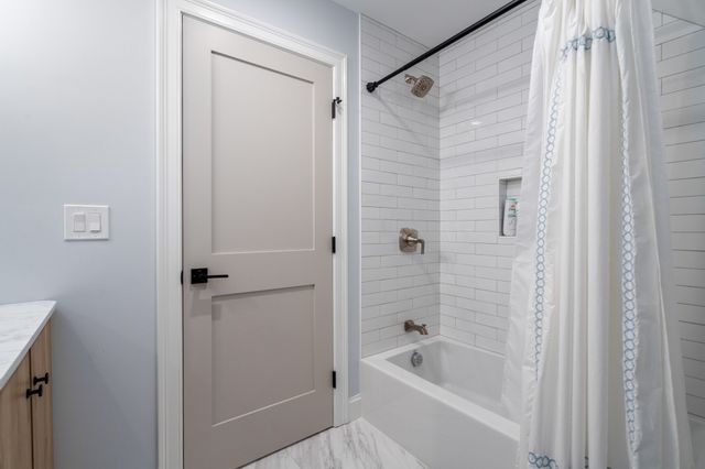 15 Ardent Street 2, Boston, MA 02131