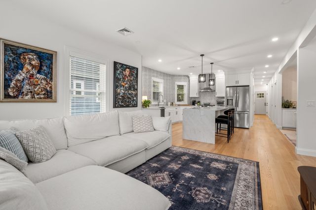 15 Ardent Street 2, Boston, MA 02131