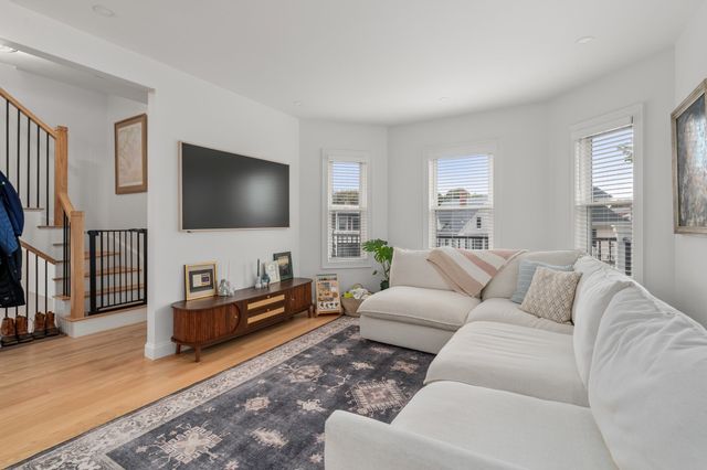 15 Ardent Street 2, Boston, MA 02131