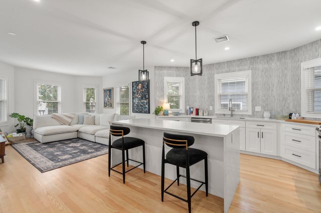 15 Ardent Street 2, Boston, MA 02131