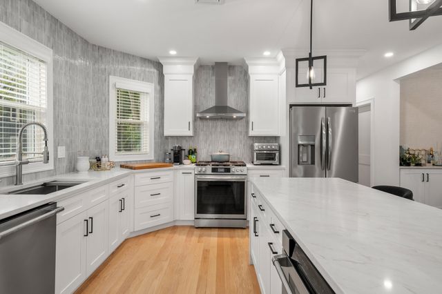 15 Ardent Street 2, Boston, MA 02131