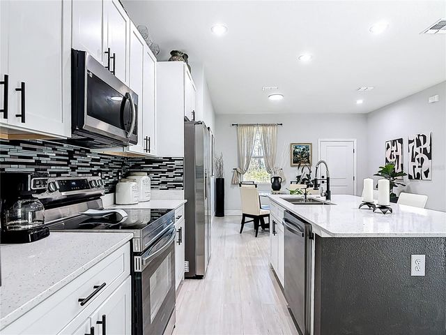 1785 9TH AVENUE, Deland, FL 32724