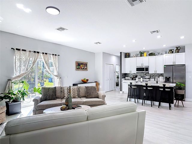 1785 9TH AVENUE, Deland, FL 32724