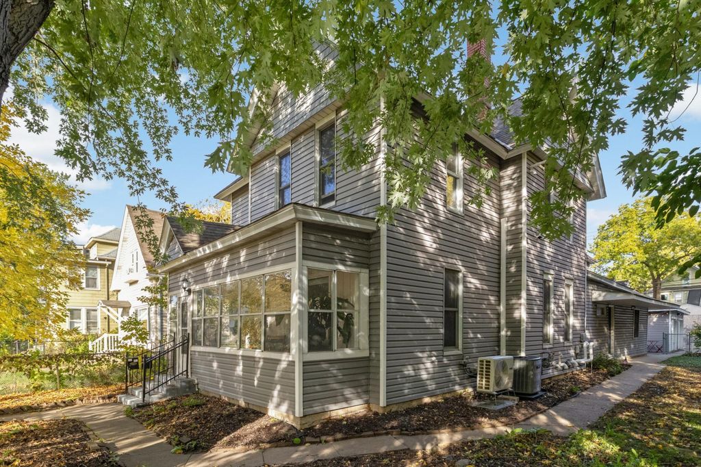 1513 Washington Street NE, Minneapolis, MN 55413 — exterior