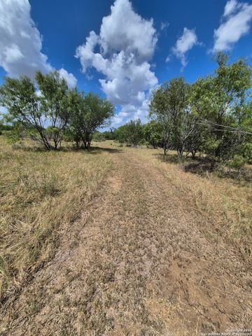 10951 (TRACT C) Kosub LN, San Antonio, TX 78223