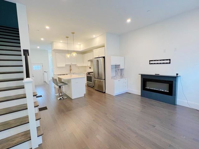 23 Charles Park Rd 23, Boston, MA 02132