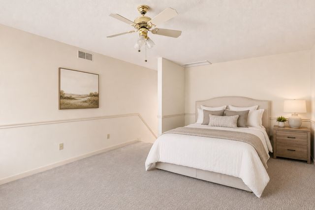 705 S 25th Court, West Des Moines, IA 50265