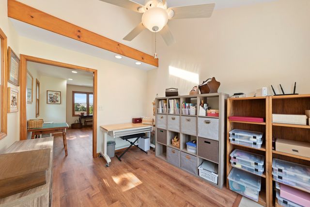 4S069 Barclay Road, Naperville, IL 60563