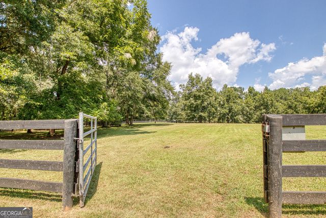 792 Fincher Road, Moreland, GA 30259