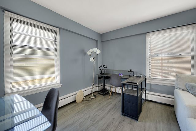 4880 N Marine Drive 715, Chicago, IL 60640
