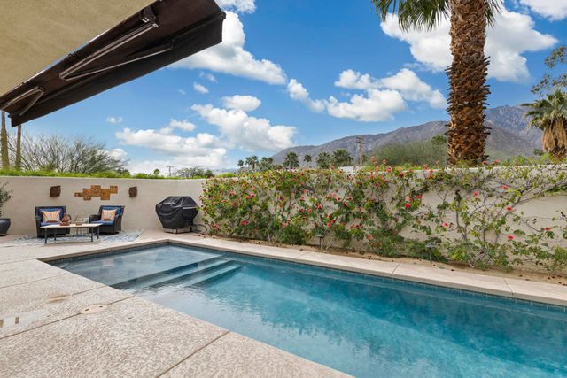 2786 N Junipero Avenue, Palm Springs, CA 92262