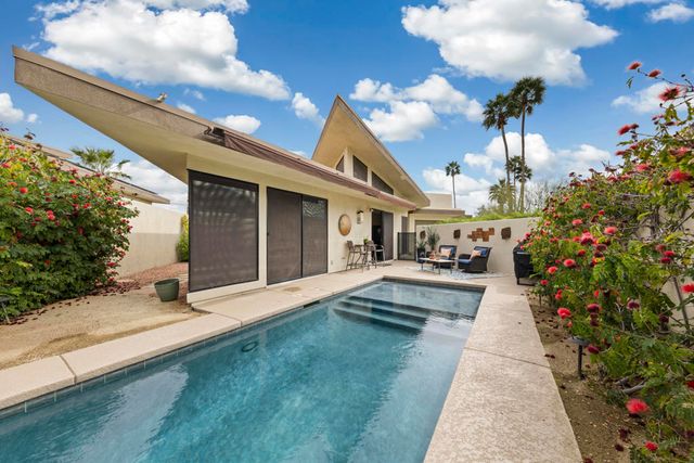 2786 N Junipero Avenue, Palm Springs, CA 92262