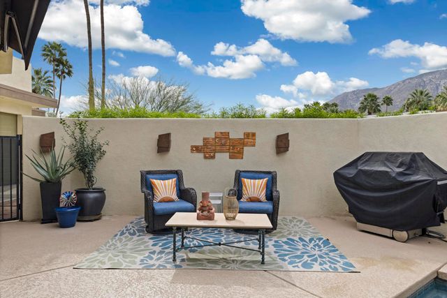 2786 N Junipero Avenue, Palm Springs, CA 92262