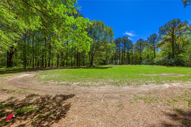 7364 Greywood Drive, Shreveport, LA 71107