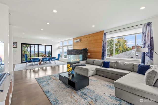 11014 Cornell Avenue S, Seattle, WA 98178