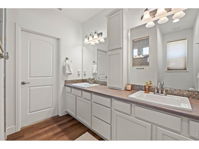 5056 Silverwood Dr, Johnstown, CO 80534