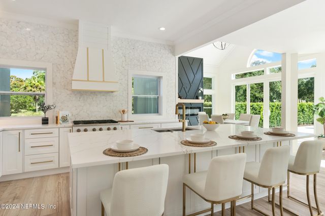 100 PLANTERS ROW E, Ponte Vedra Beach, FL 32082