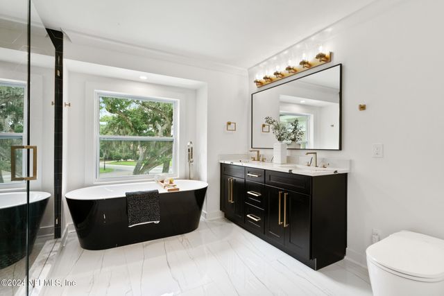 100 PLANTERS ROW E, Ponte Vedra Beach, FL 32082