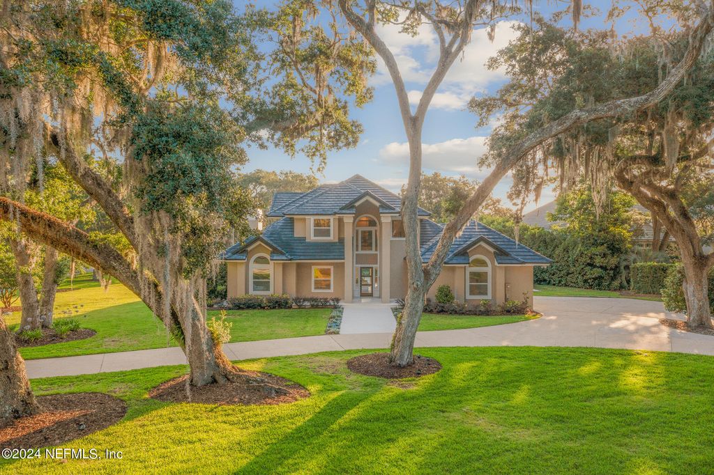 100 PLANTERS ROW E, Ponte Vedra Beach, FL 32082