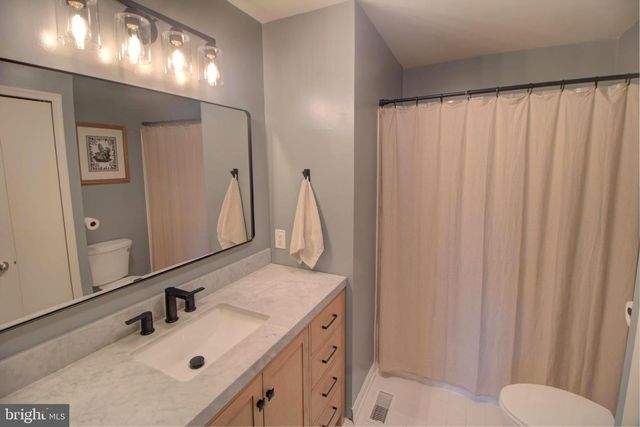 650 MARIANNE LN, Catonsville, MD 21228