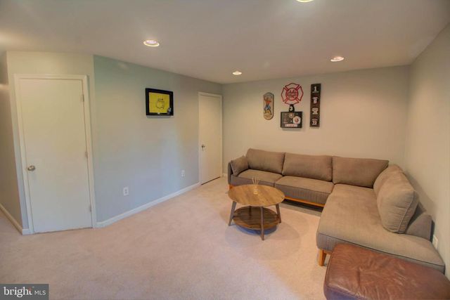 650 MARIANNE LN, Catonsville, MD 21228