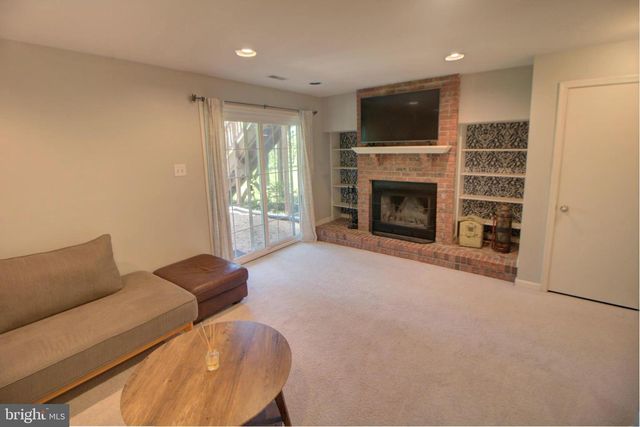 650 MARIANNE LN, Catonsville, MD 21228