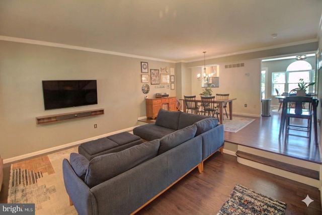 650 MARIANNE LN, Catonsville, MD 21228