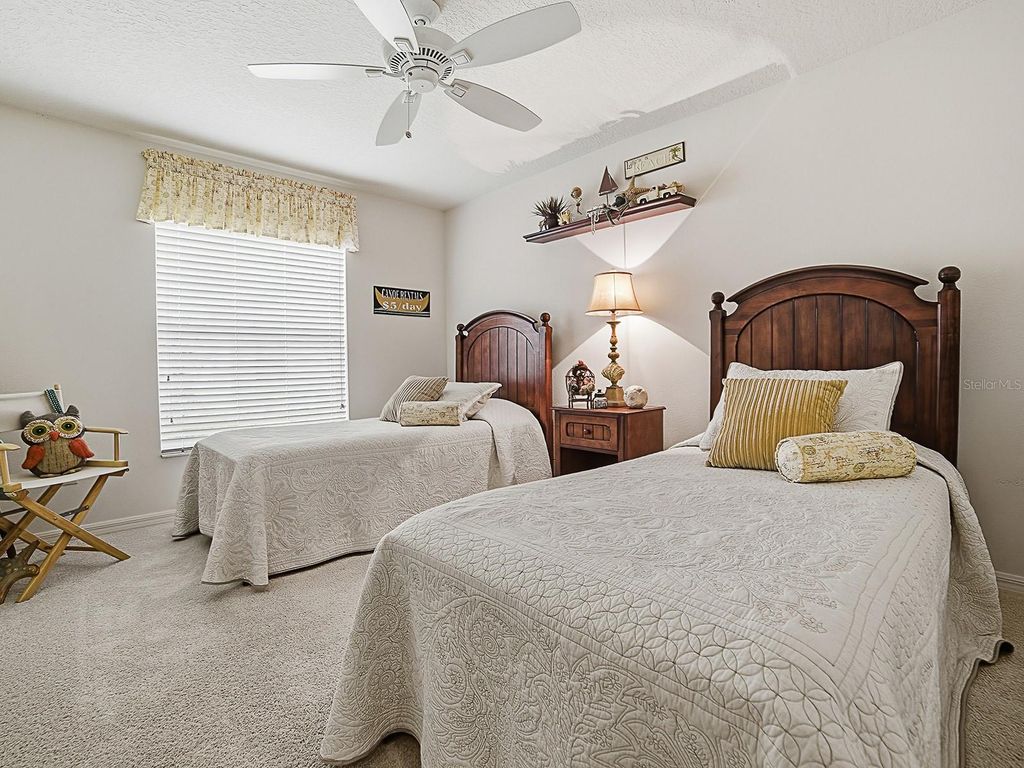 Image 20 of property listing at 2348 MIDNIGHT PASS COURT, The Villages, FL 32162