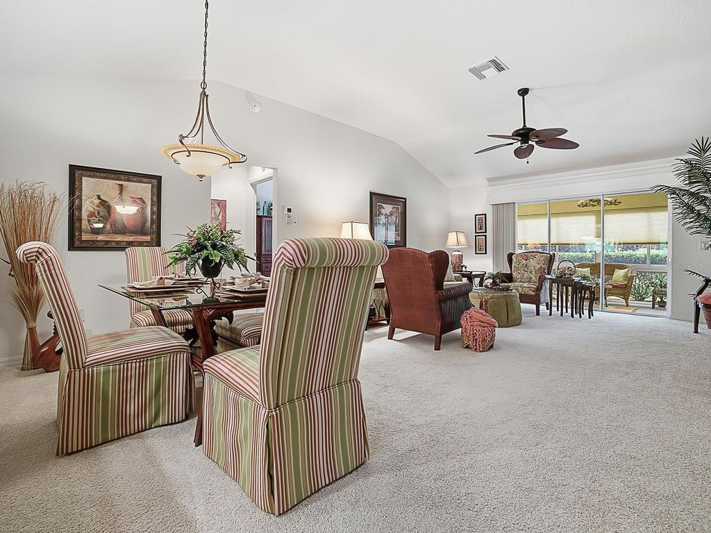 Image 3 of property listing at 2348 MIDNIGHT PASS COURT, The Villages, FL 32162
