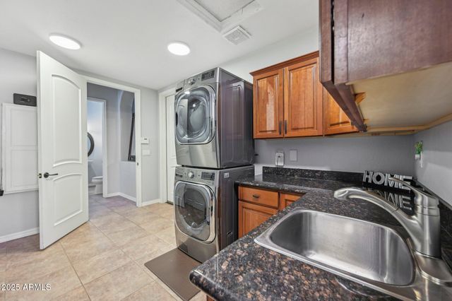 351 N CLOVERFIELD Circle, Litchfield Park, AZ 85340