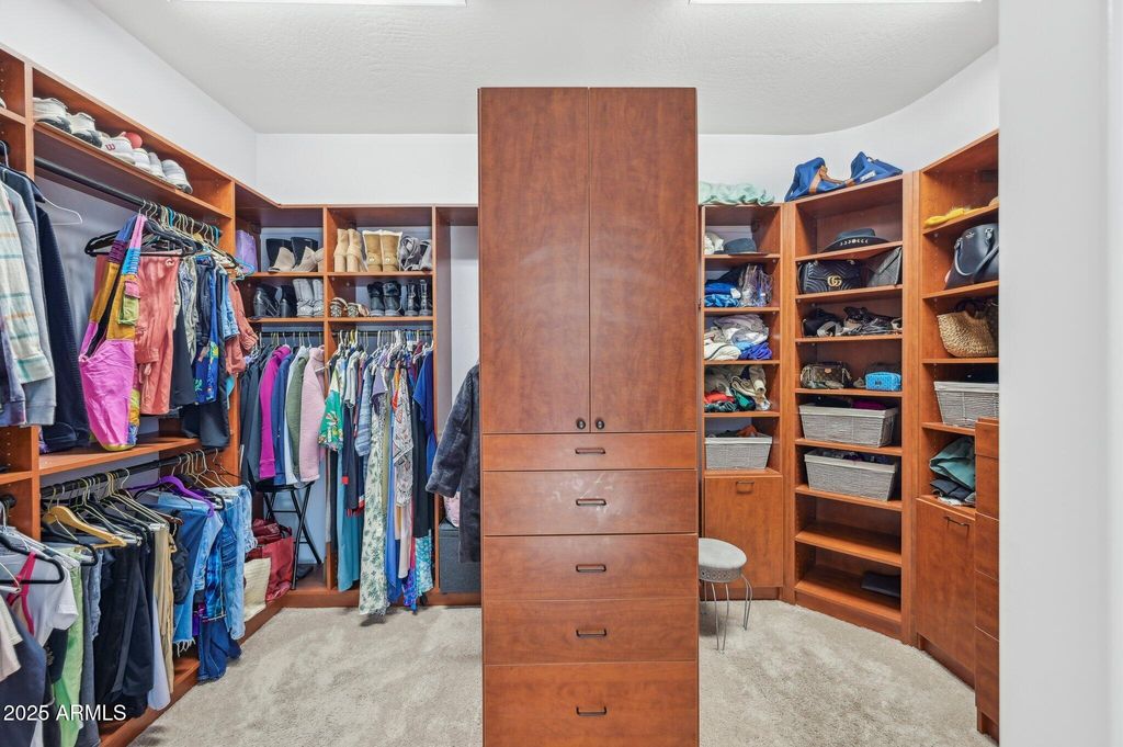 Image 20 of property listing at 351 N CLOVERFIELD Circle, Litchfield Park, AZ 85340