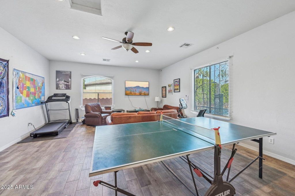 Image 27 of property listing at 351 N CLOVERFIELD Circle, Litchfield Park, AZ 85340