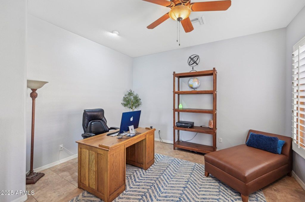 Image 32 of property listing at 351 N CLOVERFIELD Circle, Litchfield Park, AZ 85340