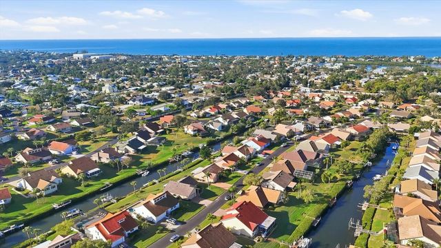 139 INLETS BOULEVARD 139, Nokomis, FL 34275