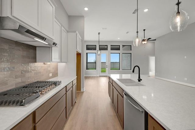 5407 Mango Bluffs Street, Manvel, TX 77578