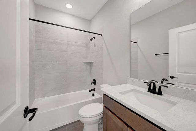 5407 Mango Bluffs Street, Manvel, TX 77578