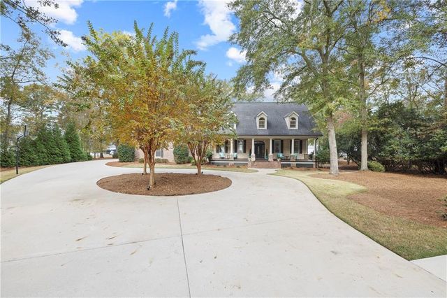 154 Bradford Drive, Eatonton, GA 31024