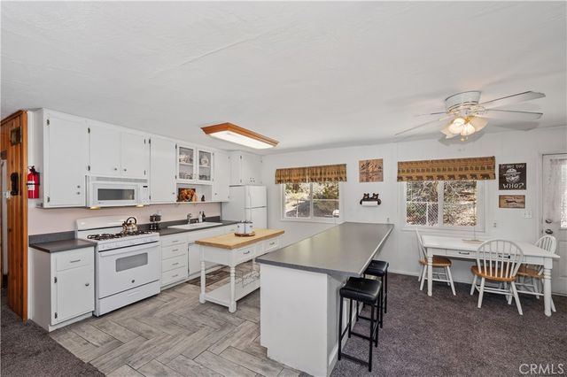 1099 Canyon, Fawnskin, CA 92333