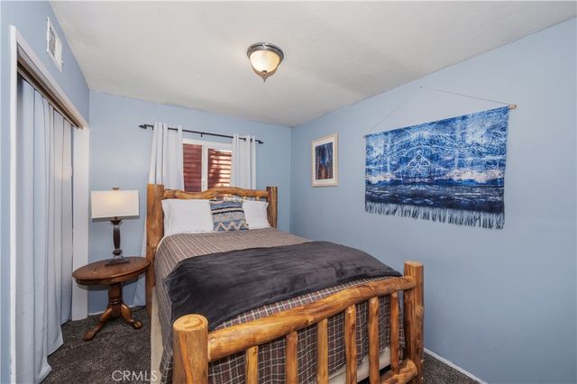 1099 Canyon, Fawnskin, CA 92333