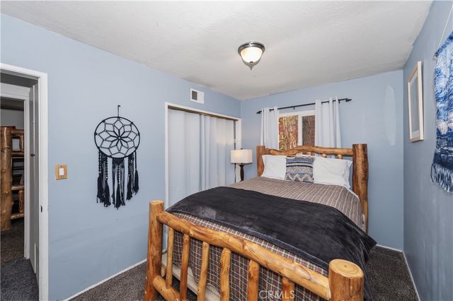 1099 Canyon, Fawnskin, CA 92333
