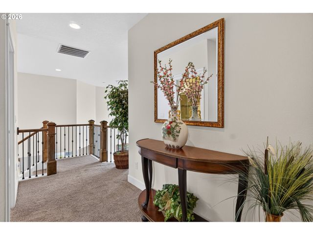 12577 Se VERLIE St, Happy Valley, OR 97086
