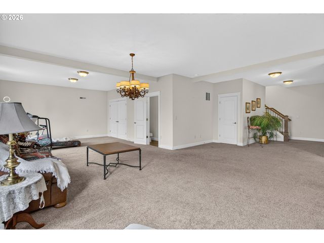 12577 Se VERLIE St, Happy Valley, OR 97086