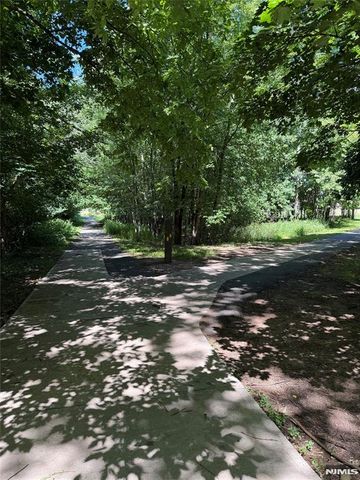 138 Bessida Street, Bloomfield, NJ 07003