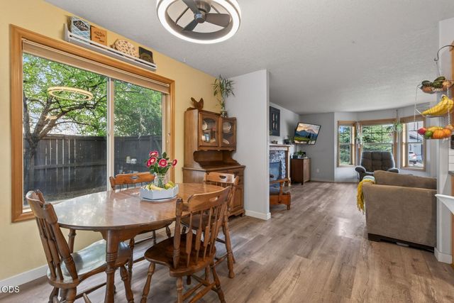 20696 Barton Crossing Way, Bend, OR 97701