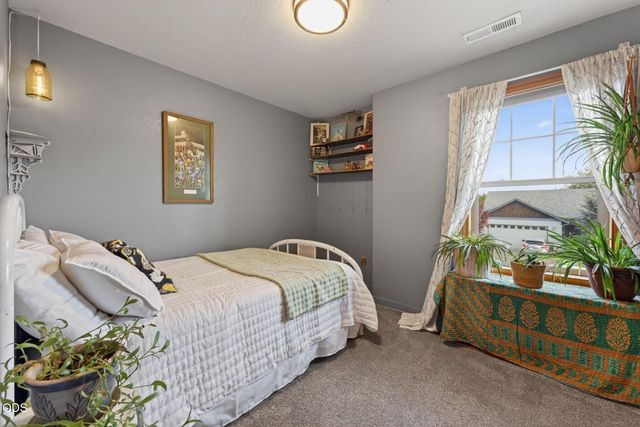 20696 Barton Crossing Way, Bend, OR 97701